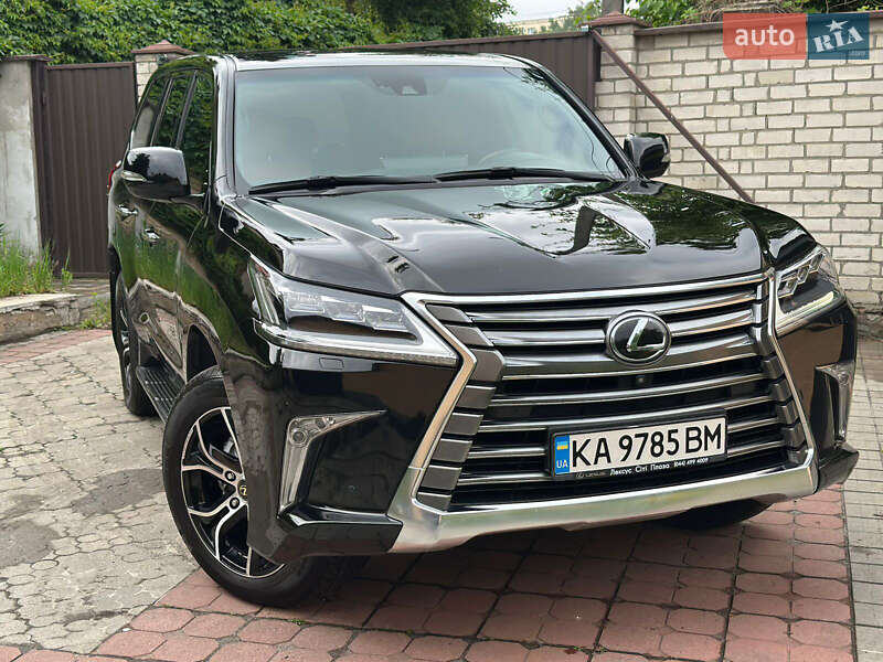 Внедорожник / Кроссовер Lexus LX 2017 в 