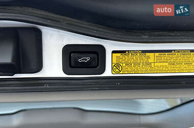 Позашляховик / Кросовер Lexus LX 2010 в 