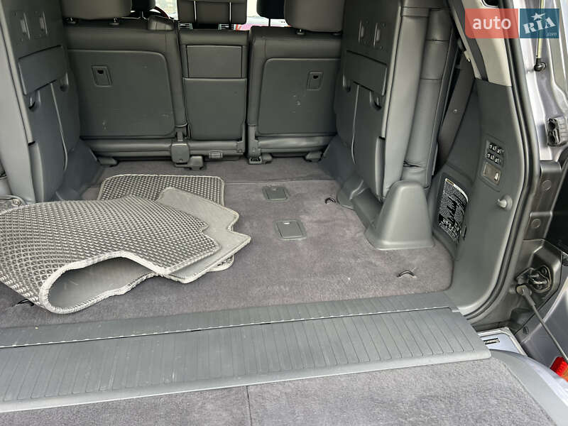 Позашляховик / Кросовер Lexus LX 2008 в Києві