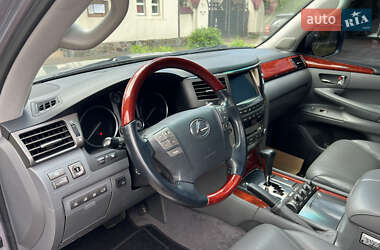 Внедорожник / Кроссовер Lexus LX 2008 в 