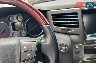 Внедорожник / Кроссовер Lexus LX 2008 в 
