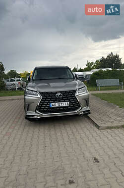 Внедорожник / Кроссовер Lexus LX 2016 в Рахове