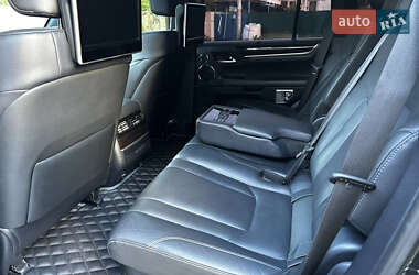 Внедорожник / Кроссовер Lexus LX 2018 в 