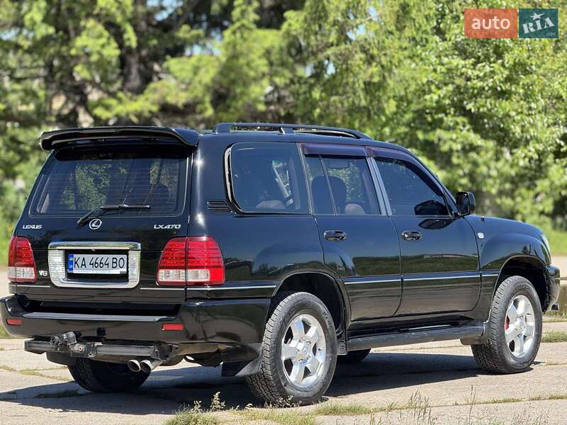Позашляховик / Кросовер Lexus LX 2005 в Косові