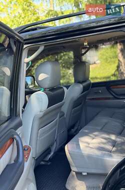 Внедорожник / Кроссовер Lexus LX 2005 в 