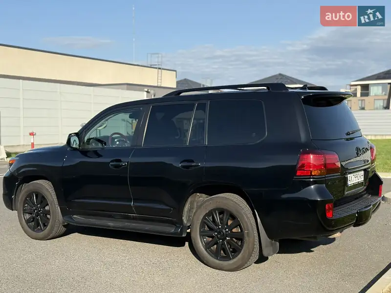 Внедорожник / Кроссовер Lexus LX 2008 в 
