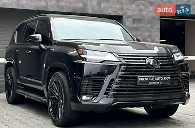 Внедорожник / Кроссовер Lexus LX 2022 в 