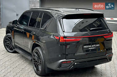 Внедорожник / Кроссовер Lexus LX 2022 в 