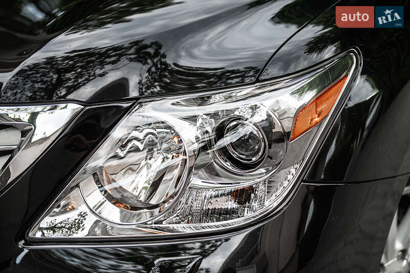 Внедорожник / Кроссовер Lexus LX 2010 в Одессе