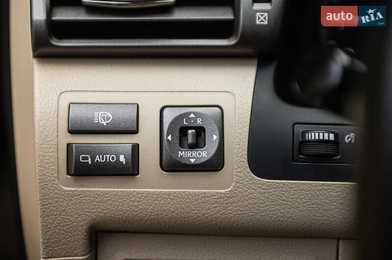 Внедорожник / Кроссовер Lexus LX 2010 в Одессе