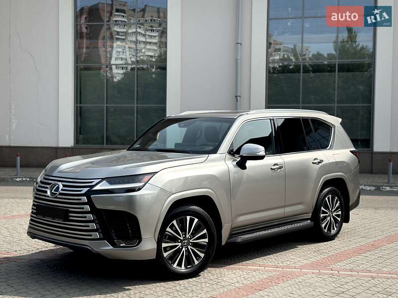 Lexus LX 2022