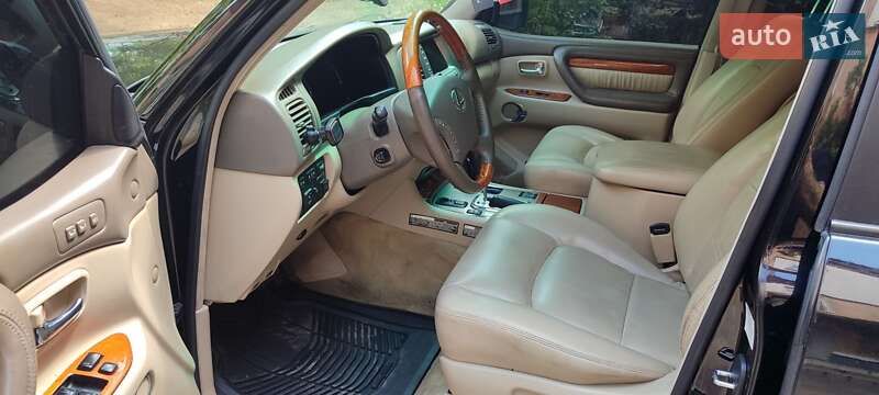 Внедорожник / Кроссовер Lexus LX 2006 в Никополе