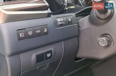 Внедорожник / Кроссовер Lexus LX 2021 в 