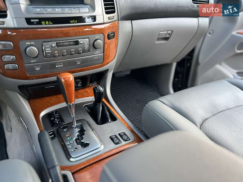 Позашляховик / Кросовер Lexus LX 2004 в Хмельницькому