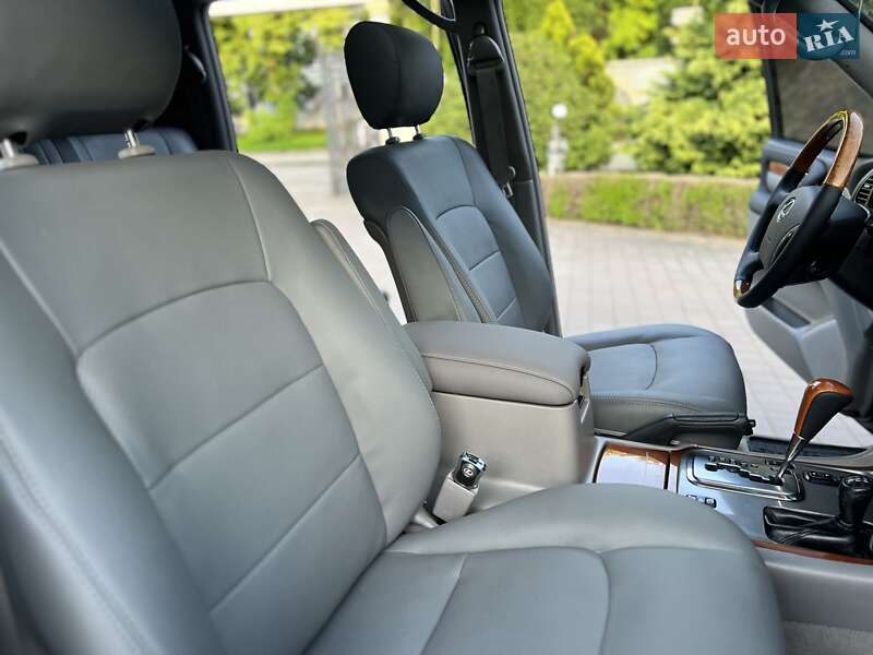 Позашляховик / Кросовер Lexus LX 2004 в Хмельницькому