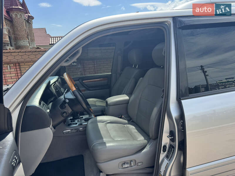 Внедорожник / Кроссовер Lexus LX 2006 в Тячеве