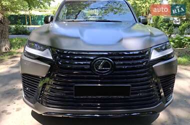 Позашляховик / Кросовер Lexus LX 2023 в 