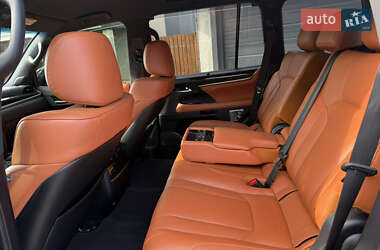 Внедорожник / Кроссовер Lexus LX 2019 в 