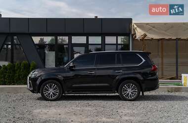 Внедорожник / Кроссовер Lexus LX 2017 в 