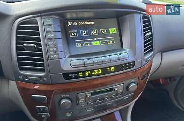 Внедорожник / Кроссовер Lexus LX 2003 в 