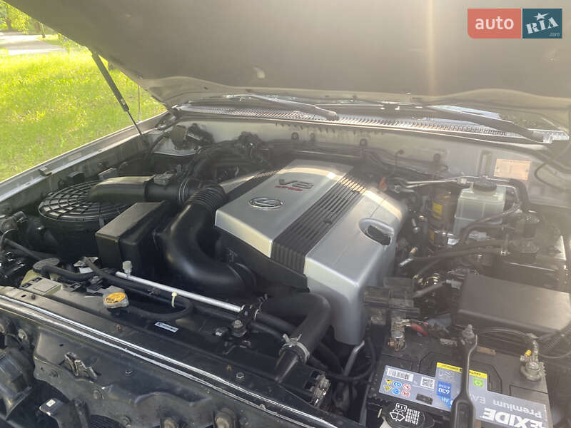 Внедорожник / Кроссовер Lexus LX 2003 в Христиновке