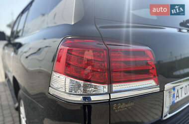 Внедорожник / Кроссовер Lexus LX 2011 в 