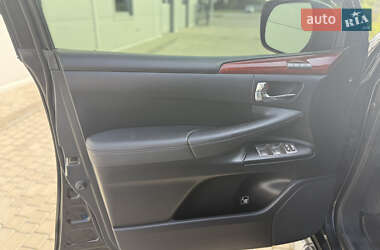 Внедорожник / Кроссовер Lexus LX 2011 в 