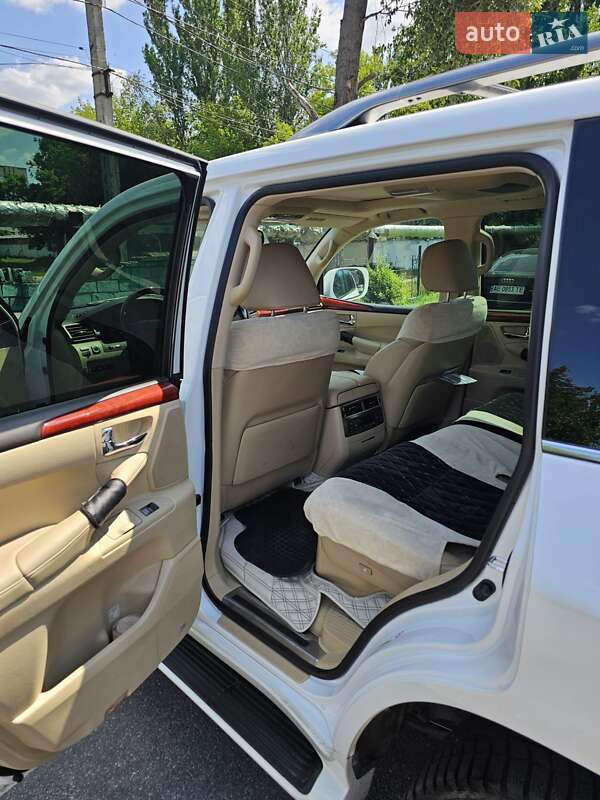 Внедорожник / Кроссовер Lexus LX 2008 в Днепре