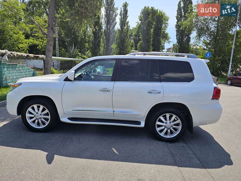 Внедорожник / Кроссовер Lexus LX 2008 в Днепре