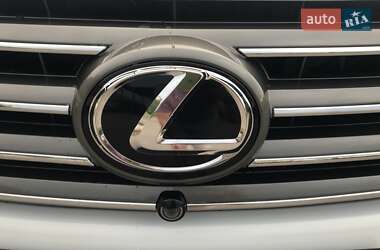 Позашляховик / Кросовер Lexus LX 2011 в 