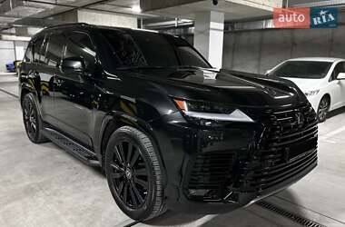Внедорожник / Кроссовер Lexus LX 2023 в 