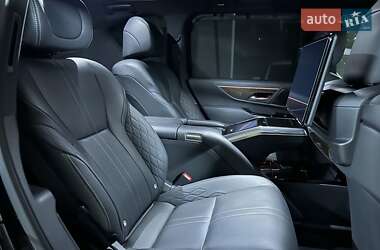 Внедорожник / Кроссовер Lexus LX 2023 в 