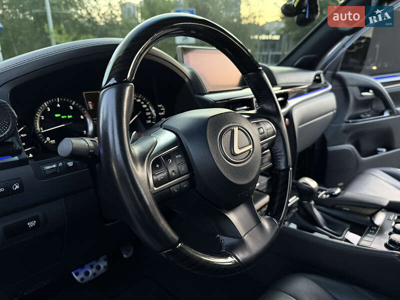 Внедорожник / Кроссовер Lexus LX 2019 в Днепре