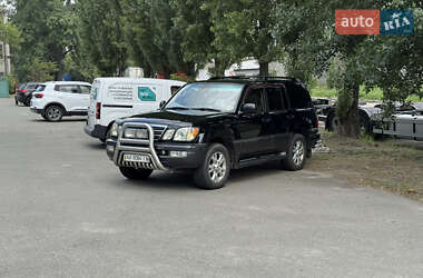 Внедорожник / Кроссовер Lexus LX 2005 в 
