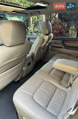 Внедорожник / Кроссовер Lexus LX 2006 в 
