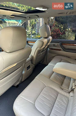 Внедорожник / Кроссовер Lexus LX 2006 в 