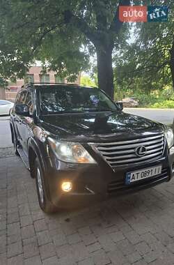 Внедорожник / Кроссовер Lexus LX 2008 в 