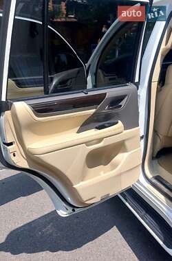 Внедорожник / Кроссовер Lexus LX 2017 в 