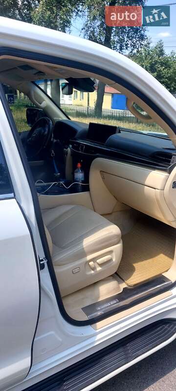 Внедорожник / Кроссовер Lexus LX 2017 в Днепре фото 11 Внедорожник / Кроссовер Lexus LX 2017 в Днепре