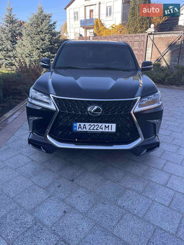 Lexus LX 2019