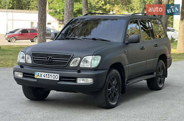Внедорожник / Кроссовер Lexus LX 2000 в 