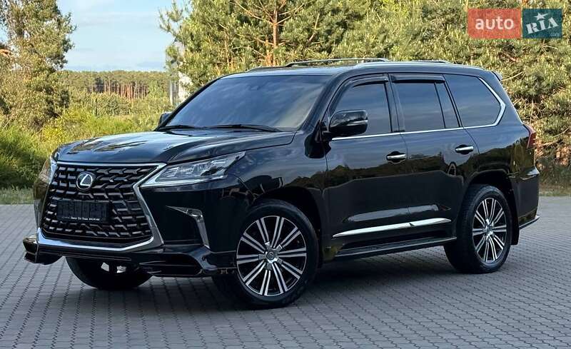 Позашляховик / Кросовер Lexus LX 2016 в Рівному