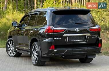 Позашляховик / Кросовер Lexus LX 2016 в 