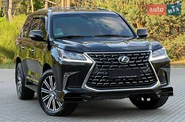 Позашляховик / Кросовер Lexus LX 2016 в 