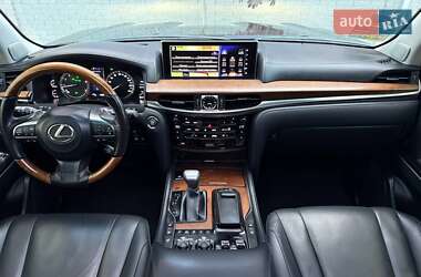 Позашляховик / Кросовер Lexus LX 2016 в 