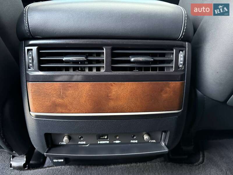 Позашляховик / Кросовер Lexus LX 2016 в Рівному