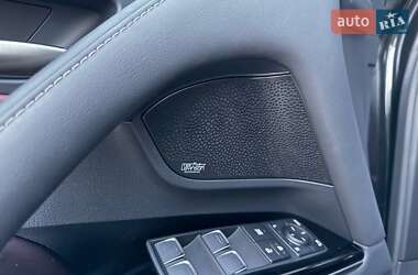 Внедорожник / Кроссовер Lexus LX 2023 в 