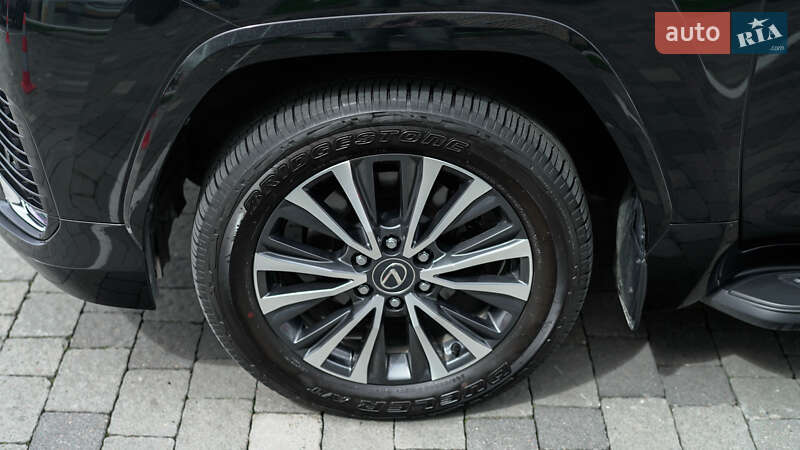 Внедорожник / Кроссовер Lexus LX 2024 в Львове