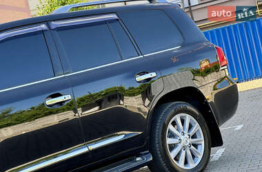 Позашляховик / Кросовер Lexus LX 2008 в 