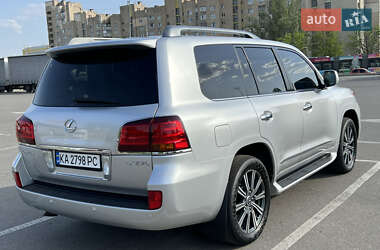 Позашляховик / Кросовер Lexus LX 2010 в 